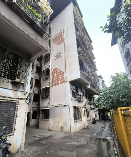 2 BHK Flat In Sai Shanti Chs For Sale  In Dombivali East