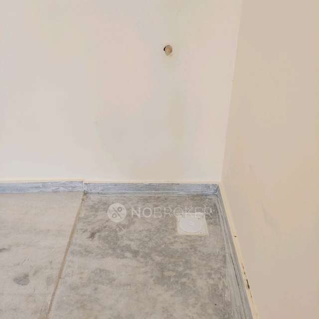 Commercial Property in Bhiwandi, Mumbai for sale 