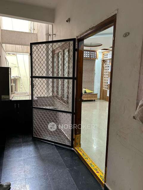 3 BHK Flat In Gayathri Surya Avenue For Sale  In Pragathi Nagar