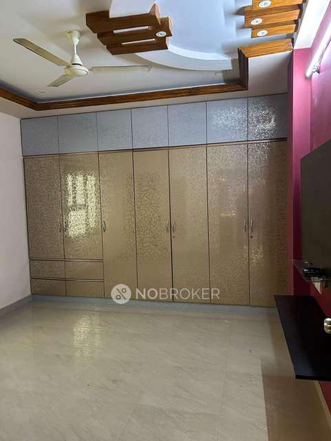 3 BHK Flat In Gayathri Surya Avenue For Sale  In Pragathi Nagar