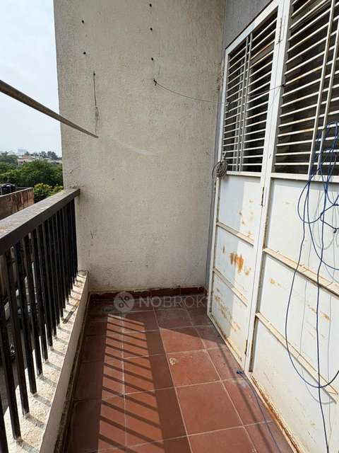 2 BHK Flat In Bhujbal Valay, Hadapsar for Rent  In Valay Apartments, Hinganemala