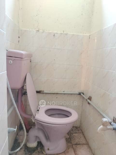 2 BHK Flat In Senthil Flats, Perambur For Sale  In  Perambur