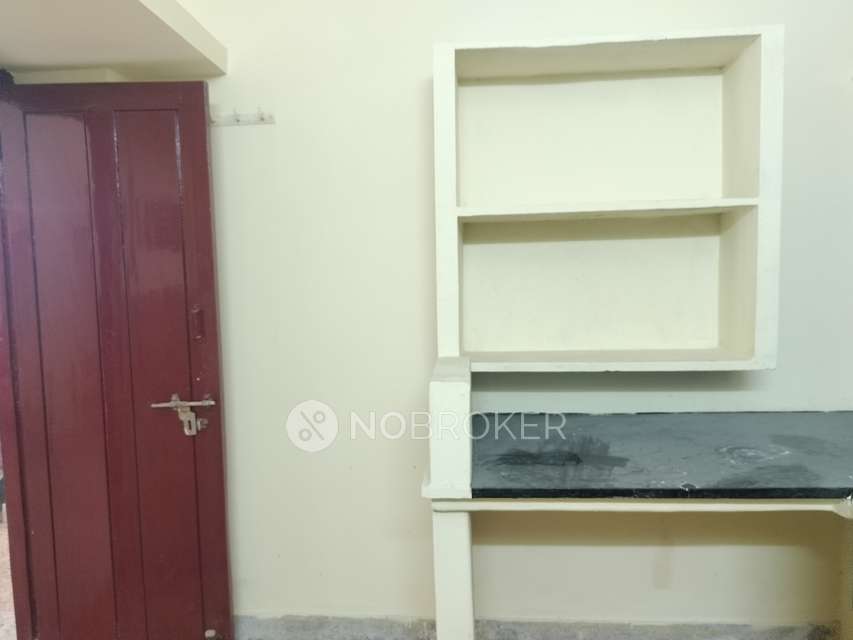 2 BHK Flat In Senthil Flats, Perambur For Sale  In  Perambur
