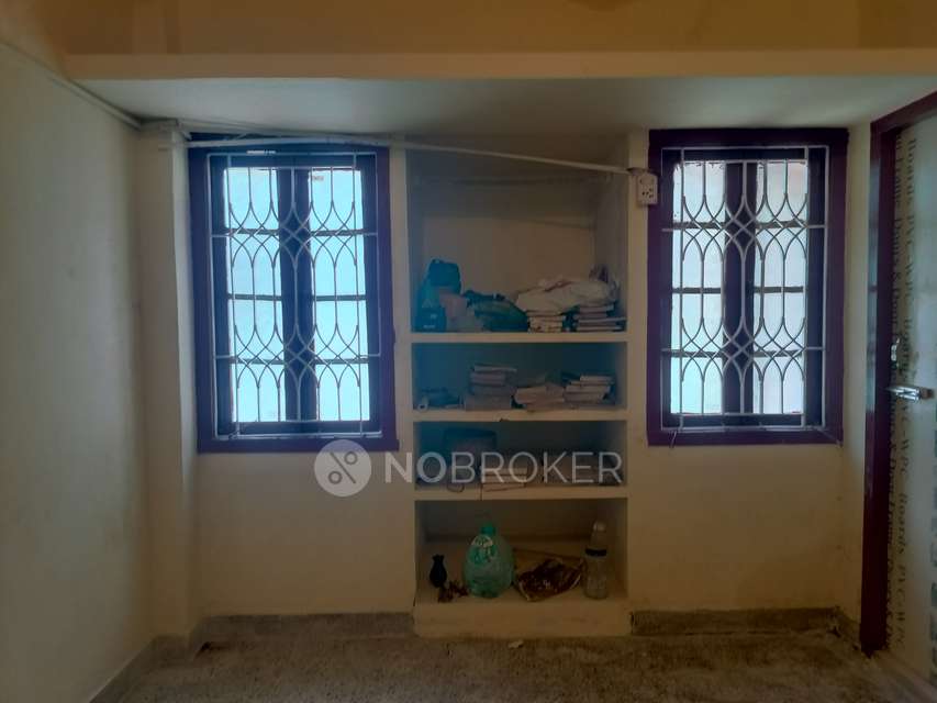 2 BHK Flat In Senthil Flats, Perambur For Sale  In  Perambur