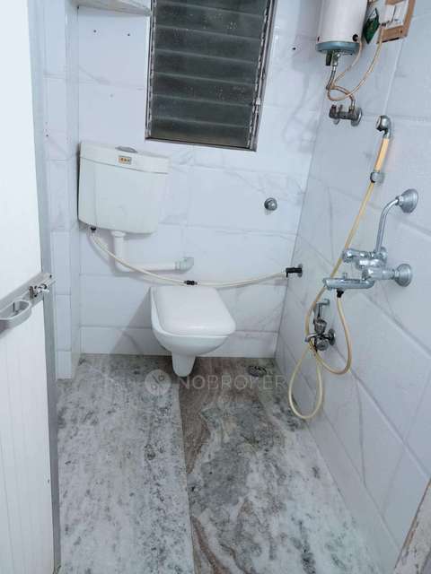 2 BHK Flat In Sagar Samrat Chs For Sale  In Malad West,