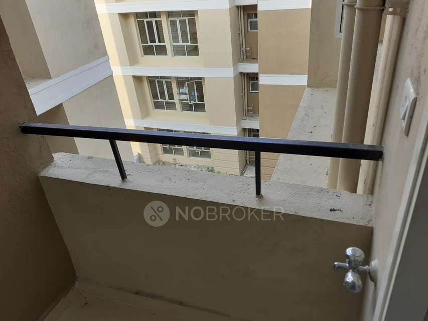 3 BHK Flat In  Unihomes, Rattinamangalam For Sale  In Rattinamangalam