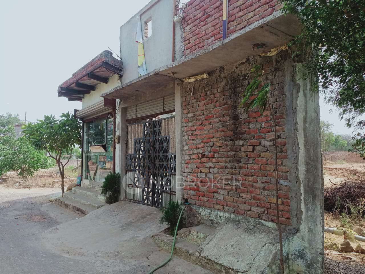 Plot For Sale  In Sr Green City  In Central Park Ii