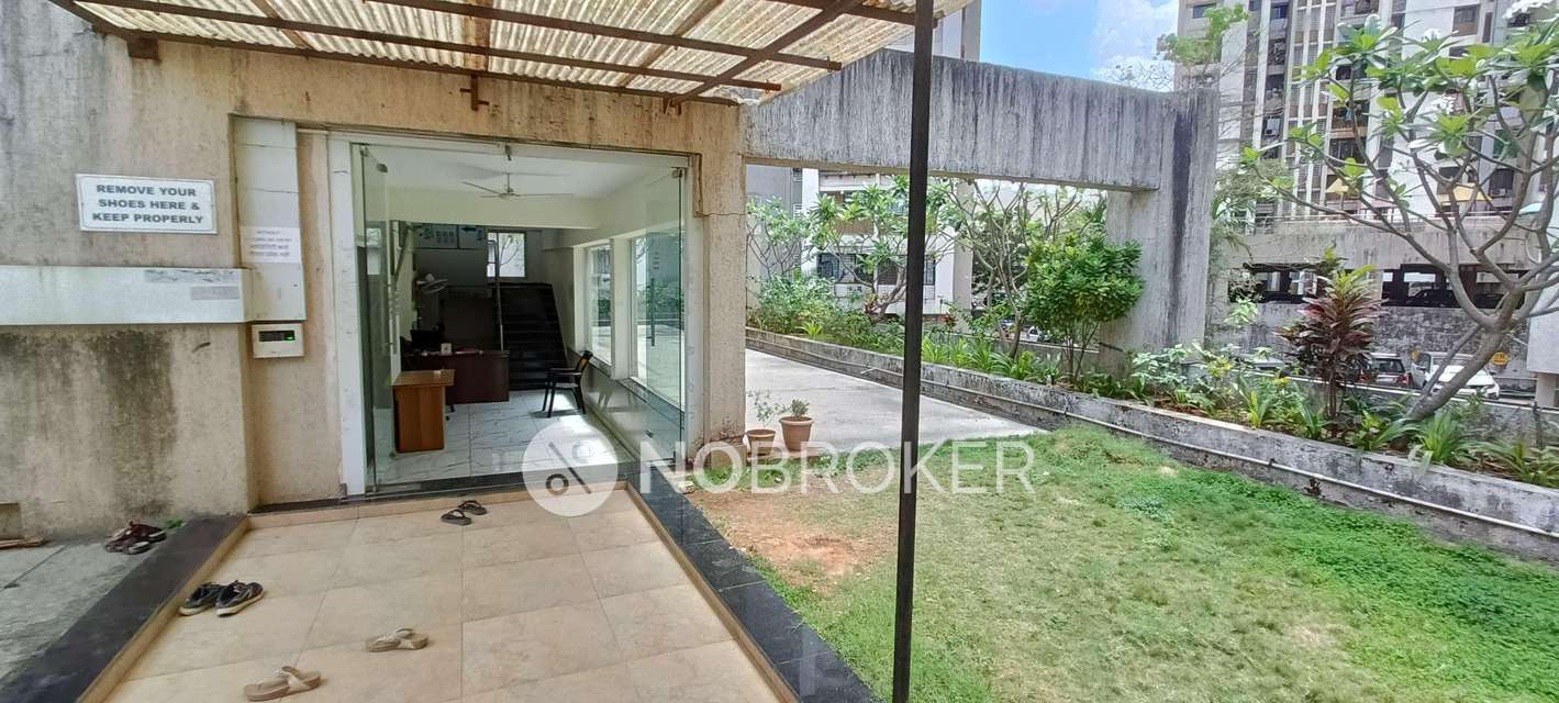 1 BHK Flat In Prakruti Heights Haware City For Sale  In Thane West