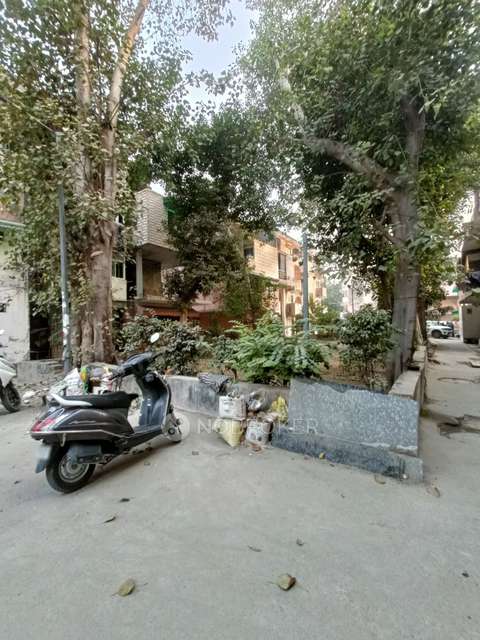 1 BHK Flat In Dda Janta Flats For Sale  In Sector 16b Dwarka