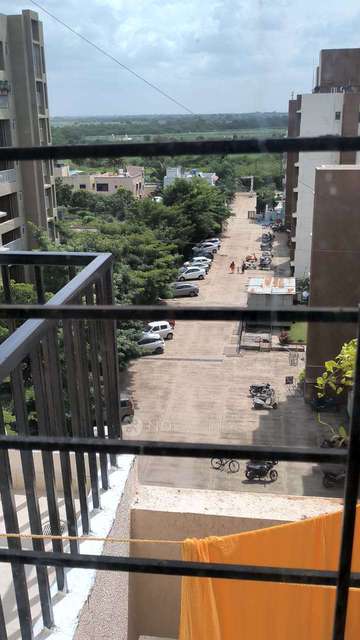 2 BHK Flat In Presitin Poorvaranga  for Rent  In Perne Phata