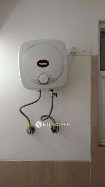 4 BHK Flat In Emerald Premier Floors For Sale  In Sector-65