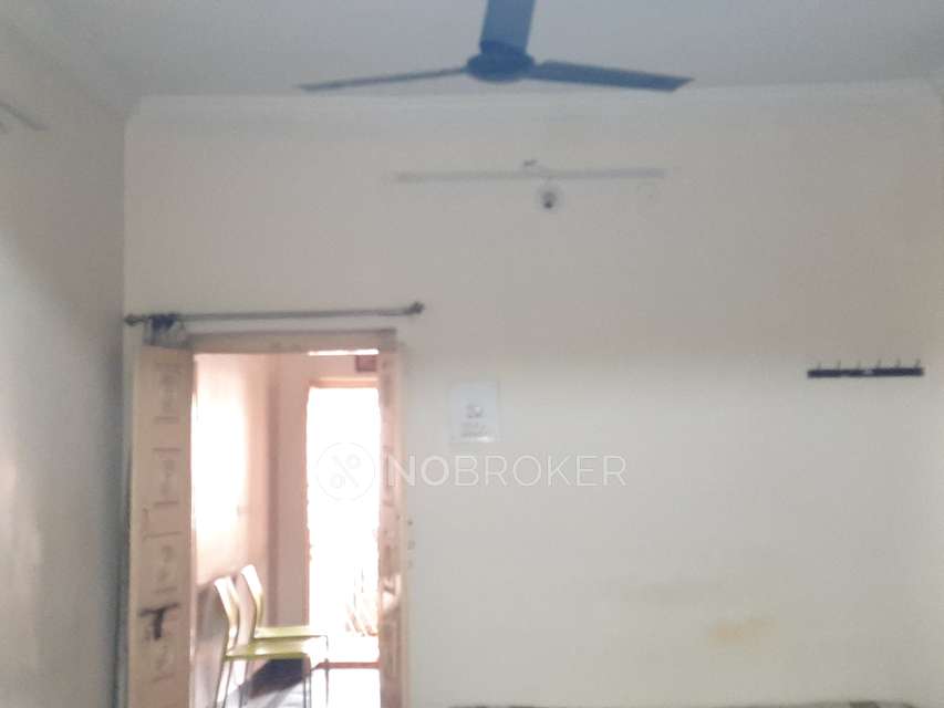 4+ BHK House For Sale  In Nallakunta