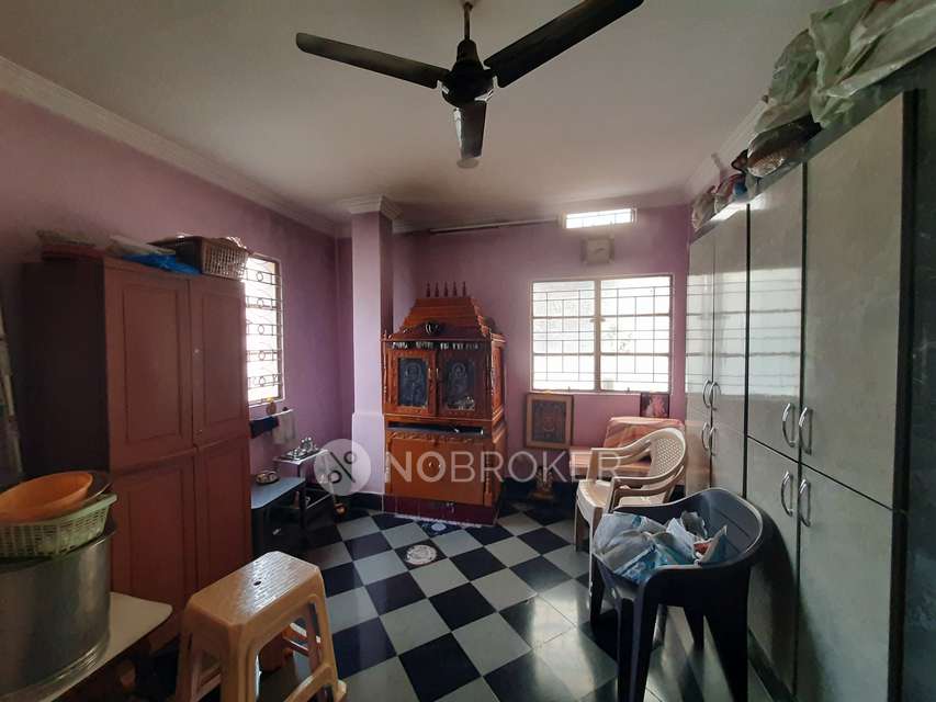 4+ BHK House For Sale  In Nallakunta