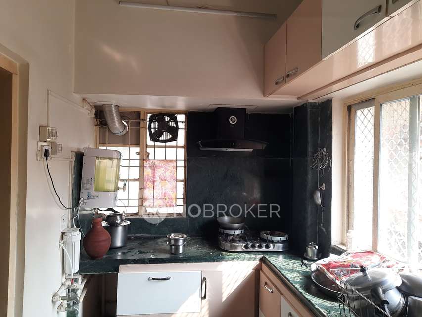 4+ BHK House For Sale  In Nallakunta