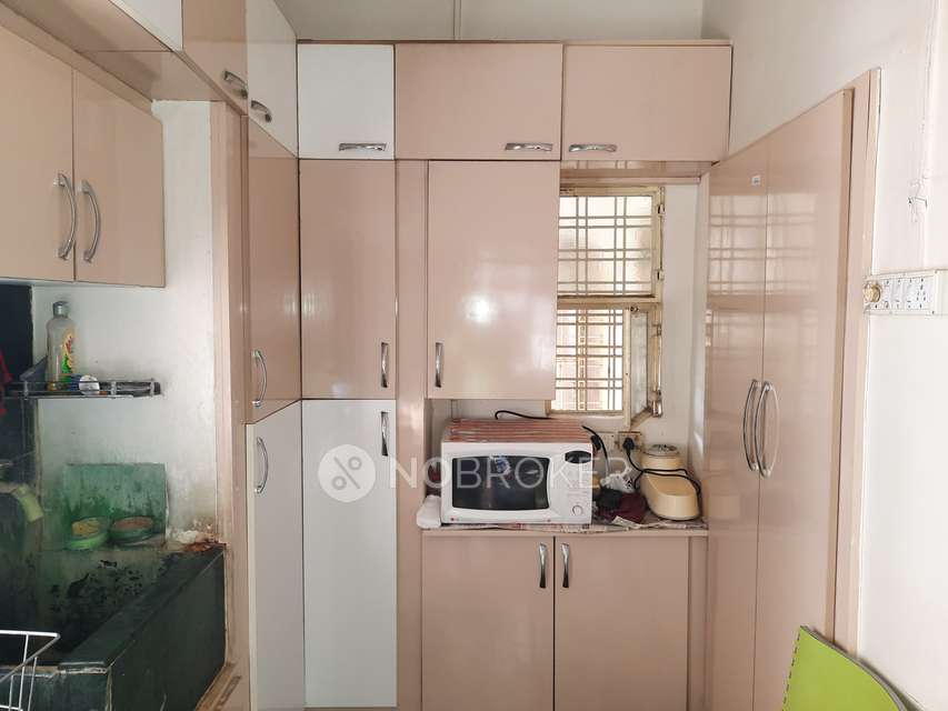 4+ BHK House For Sale  In Nallakunta