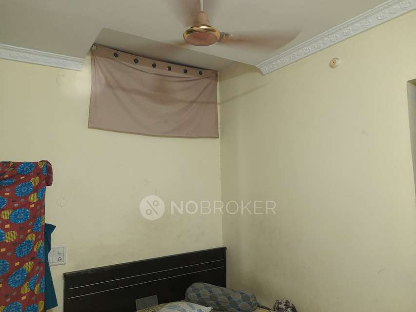 4+ BHK House For Sale  In Nallakunta