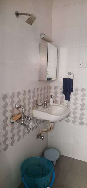 2 BHK Flat In Ashok Nagar Chs For Sale  In Balkum Naka