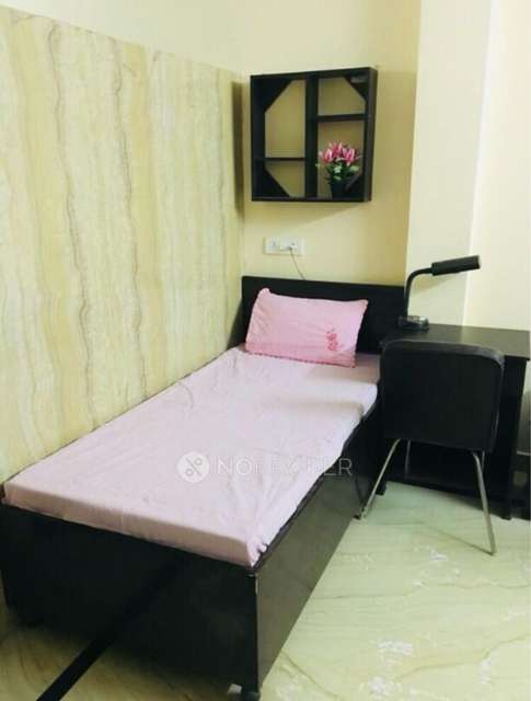 PG for Girls in Karol Bagh