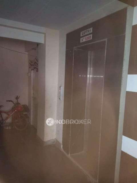 1 BHK Flat In Panchratna Chs For Sale  In Kandivali West