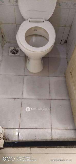 1 BHK Flat In Panchratna Chs For Sale  In Kandivali West