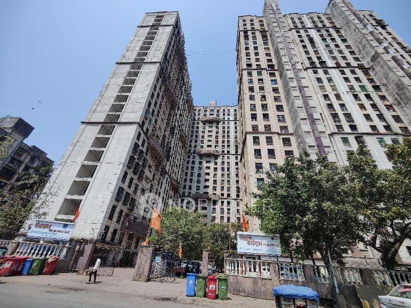 1 BHK Flat In Panchratna Chs For Sale  In Kandivali West