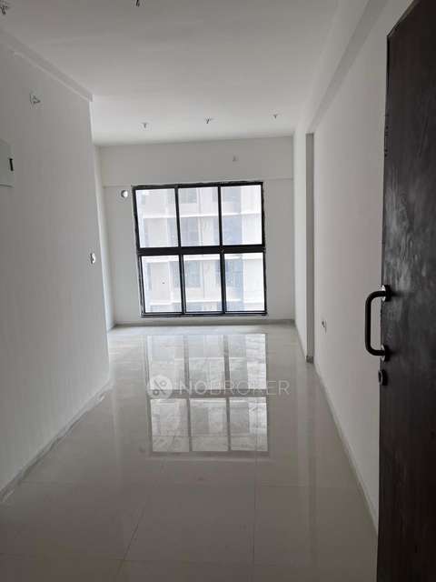 1 BHK Flat In Uk Iridium For Sale  In  Kandivali East