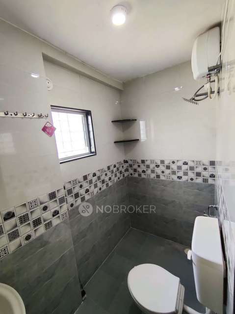 1 BHK Flat In Standalone Buidling  for Rent  In Mundhwa