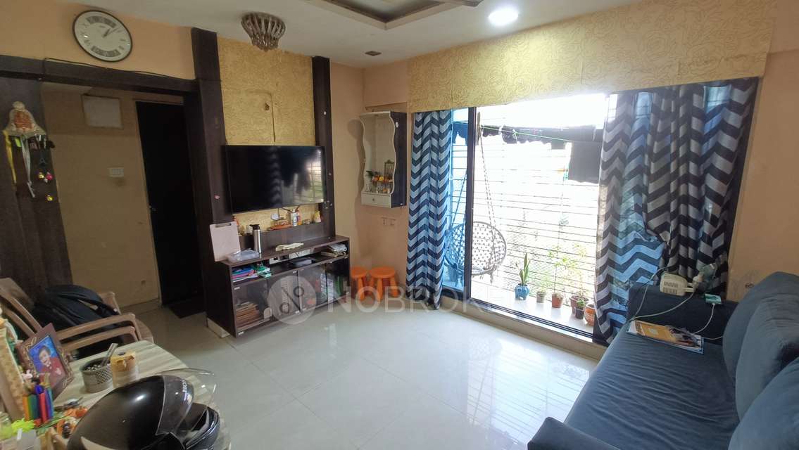 1 BHK Flat In Runwal Pearl For Sale  In  Thane West