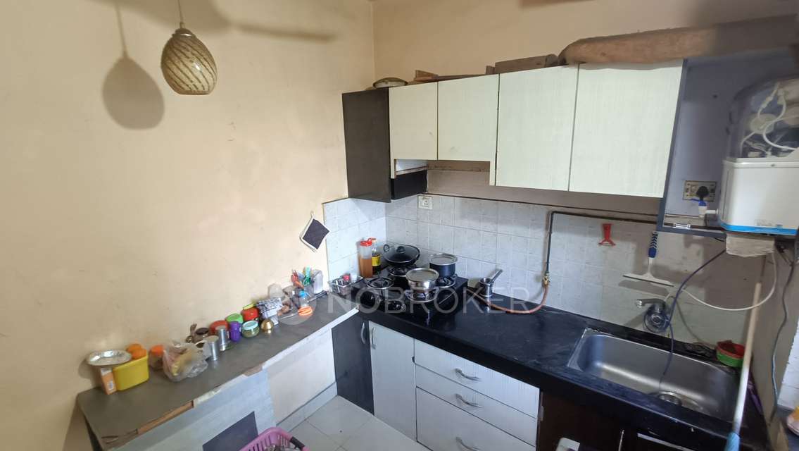 1 BHK Flat In Runwal Pearl For Sale  In  Thane West