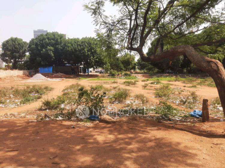 Commercial Property in Tellapur, Hyderabad for Rent 