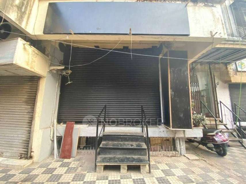 Shop in Vile Parle West, Mumbai for sale 