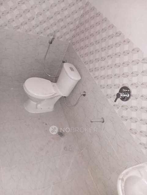 4+ BHK House For Sale  In K R Puram