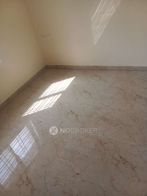 4+ BHK House For Sale  In K R Puram