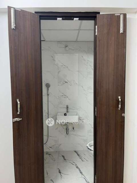 2 BHK Flat In Hubtown Harmony For Sale  In Matunga