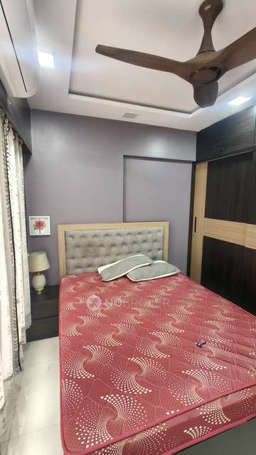 2 BHK Flat In Shivraj Heights Chs For Sale  In Kandivali West