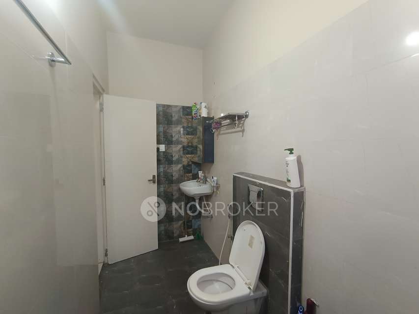 3 BHK Flat In Vaishnava Nilayam For Sale  In Sanjeeva Reddy Nagar