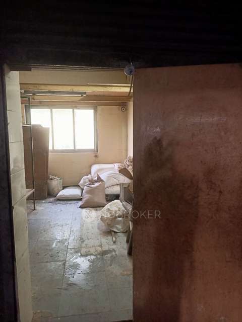 Godown/Warehouse in Chembur, Mumbai for sale 