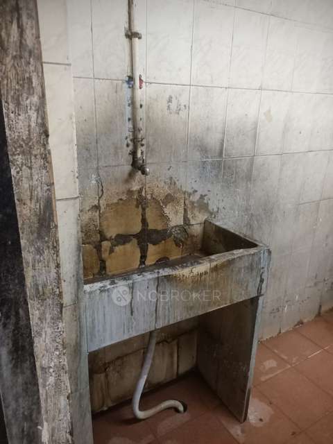 Godown/Warehouse in Chembur, Mumbai for sale 