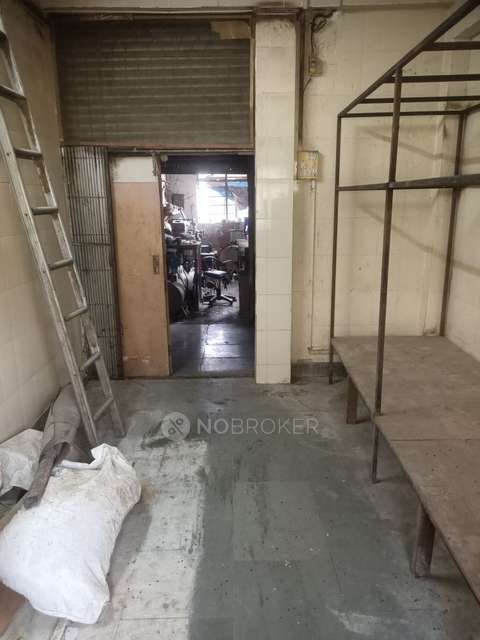 Godown/Warehouse in Chembur, Mumbai for sale 