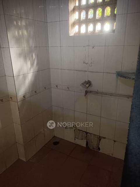 Godown/Warehouse in Chembur, Mumbai for sale 