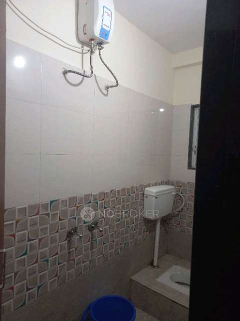 2 BHK Flat for Rent  In Maan Road