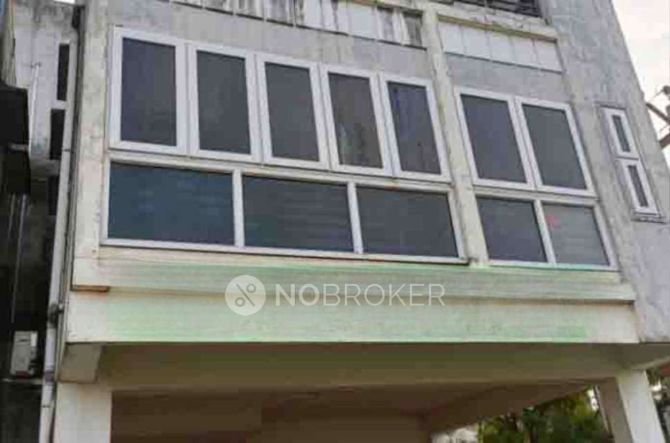 2 BHK Flat In Vaishnavi Castle For Sale  In Perungalathur