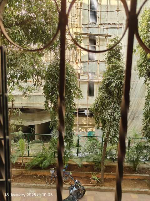 2 BHK Flat In Darshan Chs For Sale  In Goregaon East