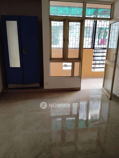 2 BHK Flat In Bulland Heights For Sale  In Crossings Republik