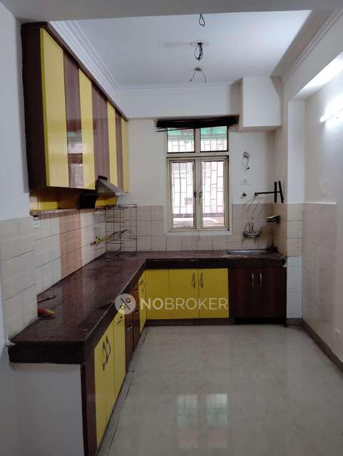 2 BHK Flat In Bulland Heights For Sale  In Crossings Republik