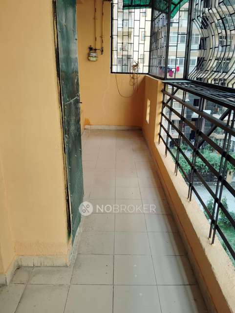 2 BHK Flat In Bulland Heights For Sale  In Crossings Republik