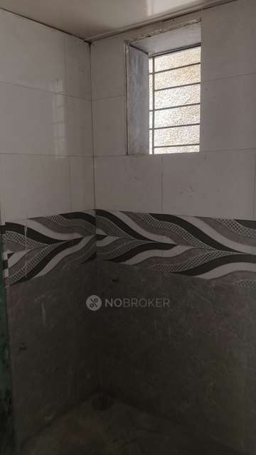 1 RK Flat For Sale  In Khar Danda