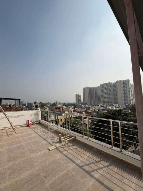 PG for Anyone in Community Center Sector 22b