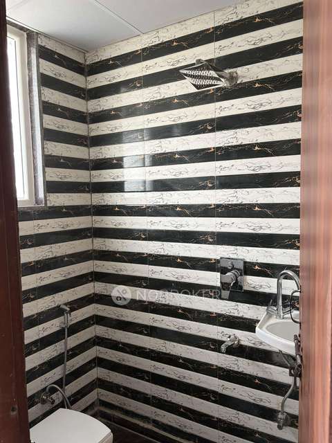 PG for Anyone in Community Center Sector 22b