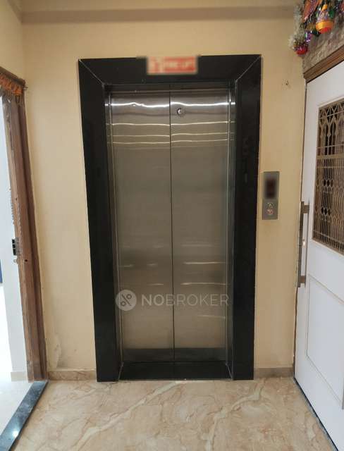 2 BHK Flat In Adeshwar 72 Parksyde For Sale  In Ghatkopar East